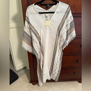 Hinge White and Brown Patterned Poncho
